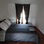 Sleeps 4 6-private Pool - Remote Countryside アパート *