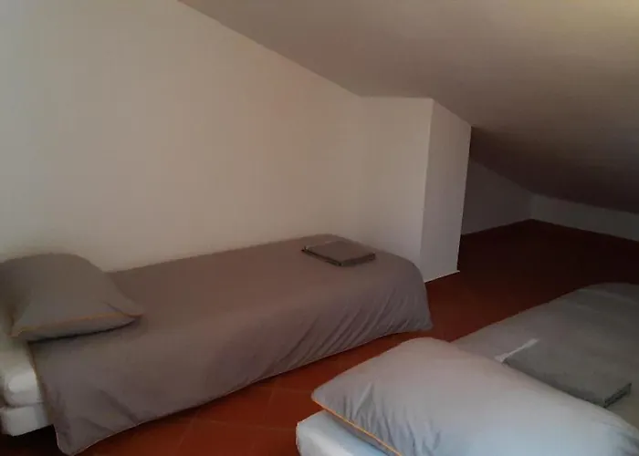 Appartement Sleeps 4 6-private Pool - Remote Countryside *